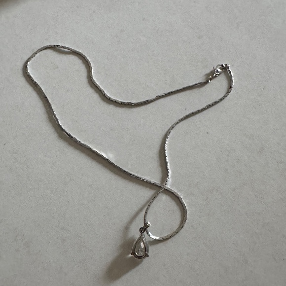 Moissanite teardrop diamond pendant & silver necklace choker, diamonds-like gem - Picture 4 of 14